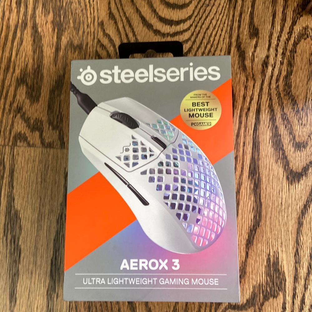 Steelseries Aerox 3 ultralight gaming mouse